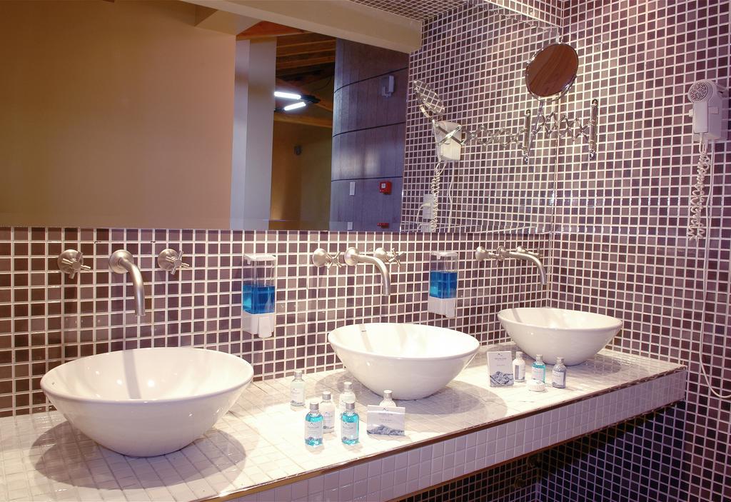 Montanas Azules Aparthotel