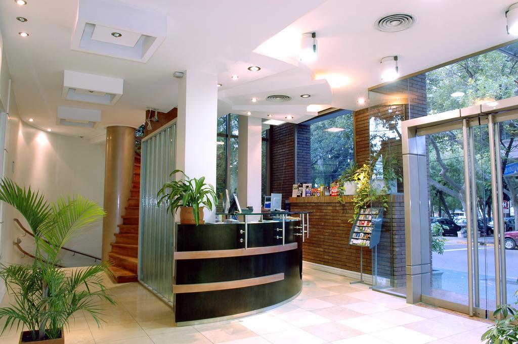 Montanas Azules Aparthotel 3*